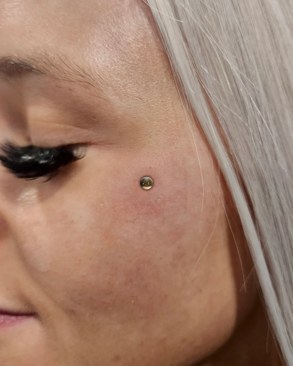 14G Zircon Titanium Disc Dermal Top - Image 2