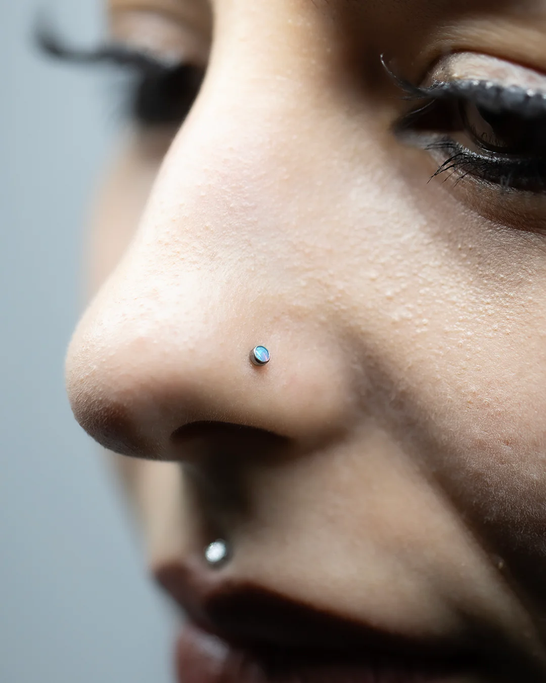 18G Nose Stud | Titanium Blue Opal Curved Nose stud - Image 2