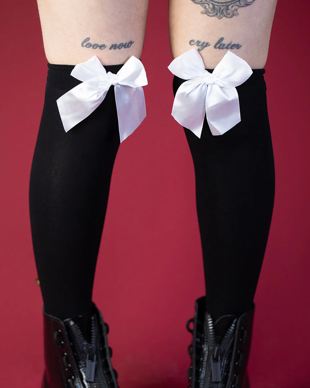 Bow Stockings Over The Knee