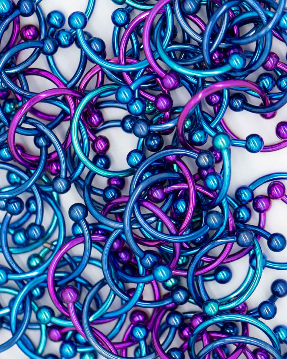6 Pack: Coloured Titanium Circular Barbell - Image 6