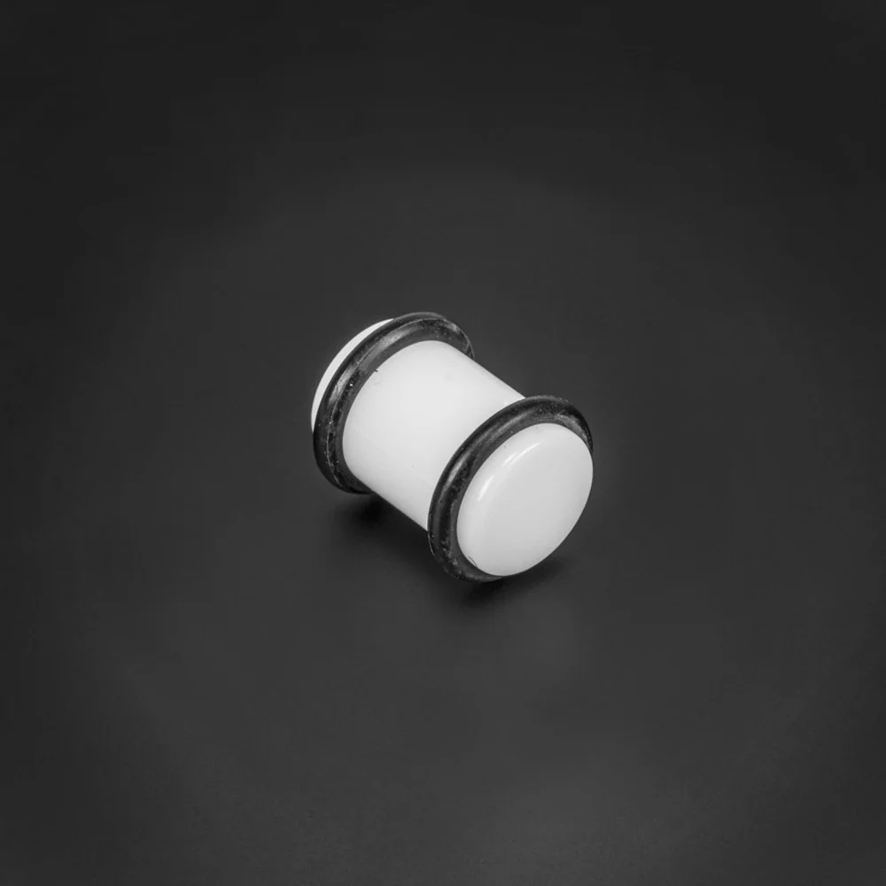White Plug With O Rings - Image 3