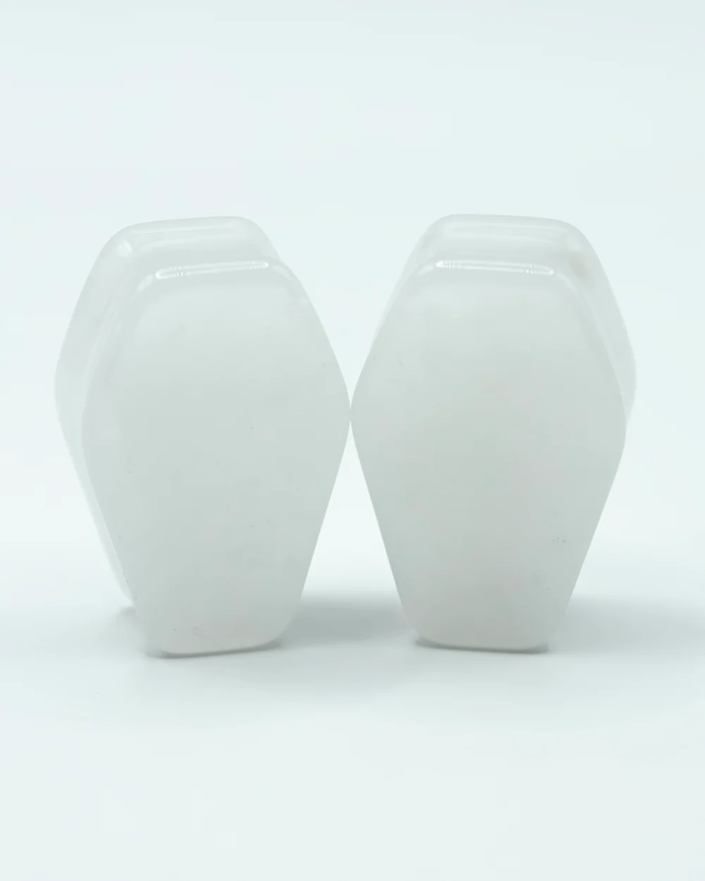 Coffin Plug White Jade - Image 2