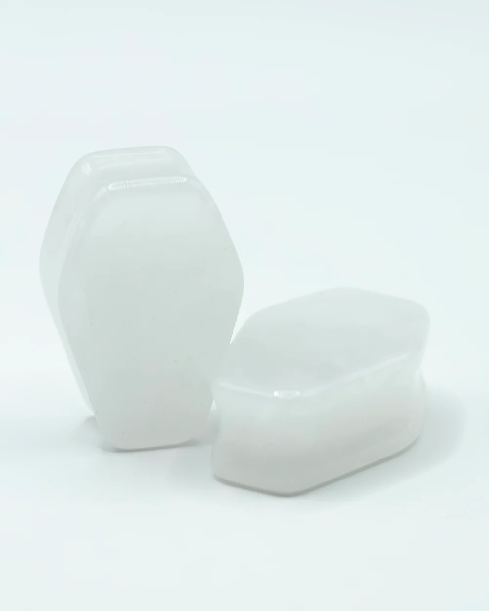 Coffin Plug White Jade - Image 3