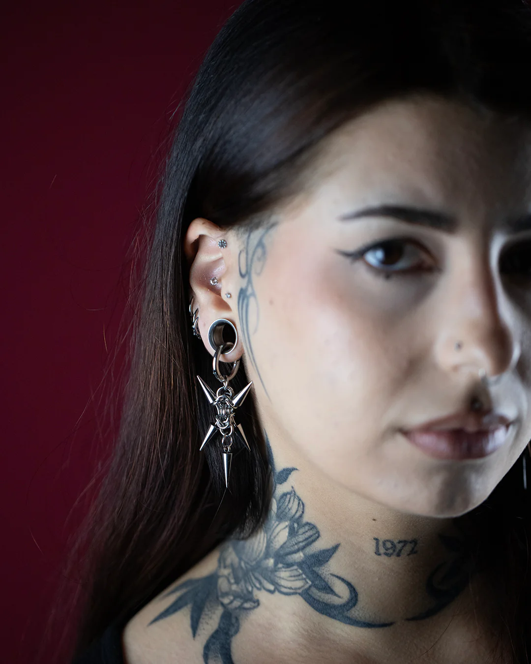 Five Talon Chainmaille Spike Earrings - Image 3