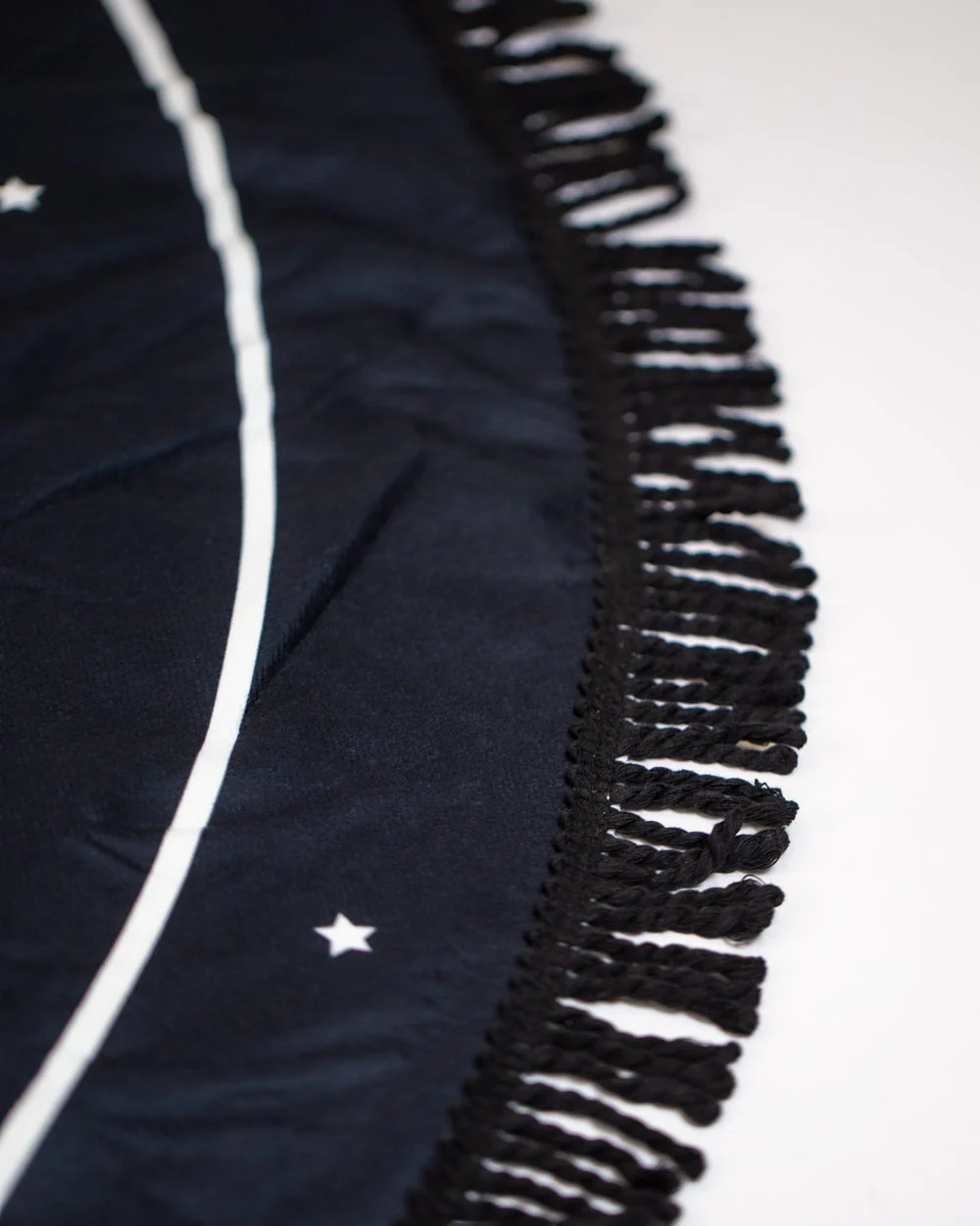 Gaylien Round Towel - Image 3