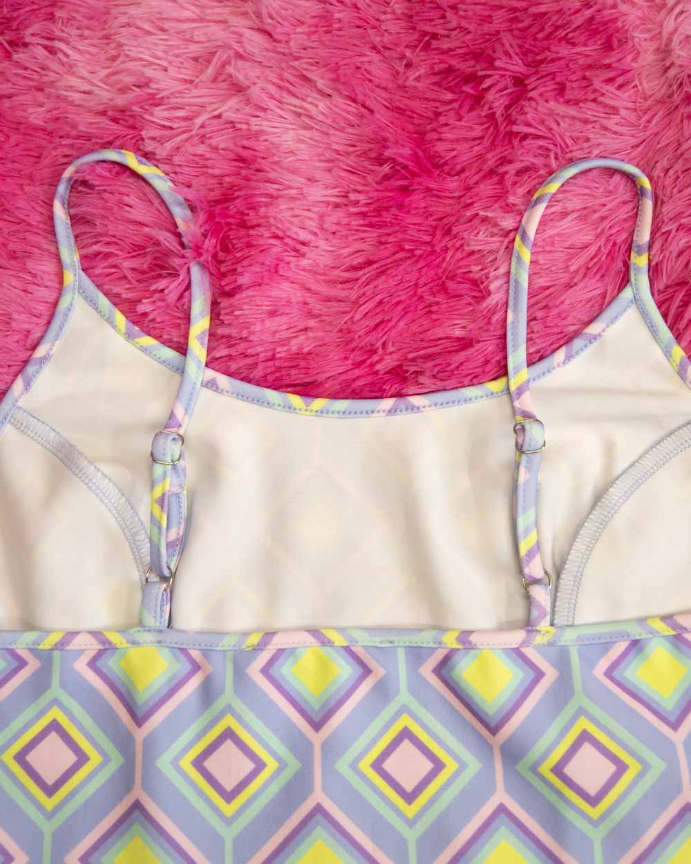 Good Vibes Crop Singlet - Image 4