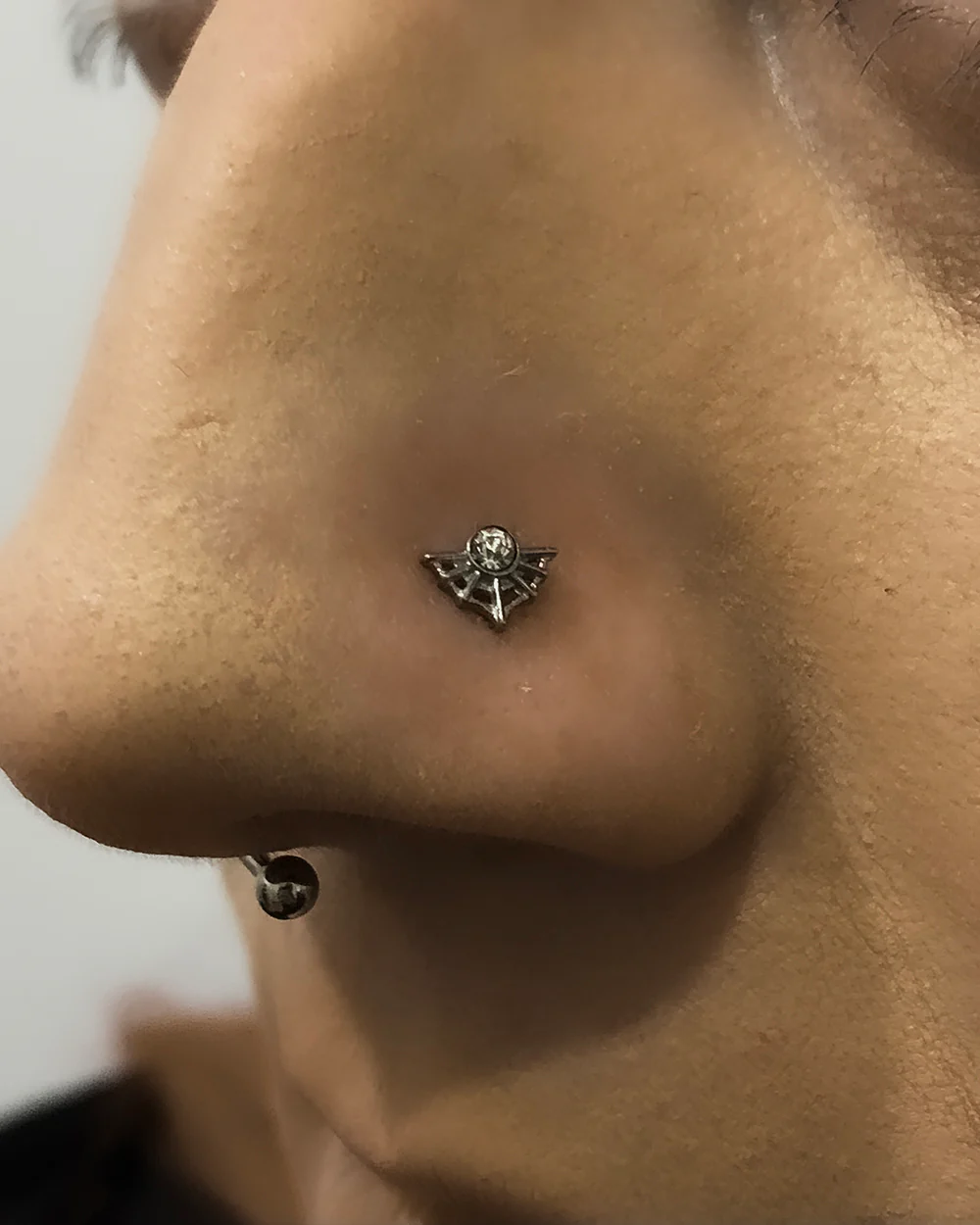 Crystal Cobweb Internally Threaded Attachment - Image 2